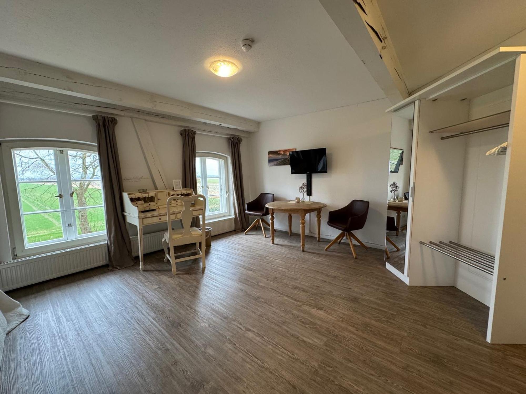 Landsitzhotel Und Seminarium Peterhof Hodorf Екстер'єр фото